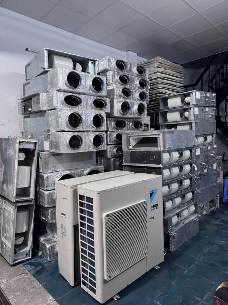 Thu Mua Máy Lạnh Cũ TP HCM Giá Cao Tận Nơi - Uy Tín, Nhanh Chóng 2 Địa chỉ thu mua máy lạnh cũ giá cao, uy tín tại TP.HCM: So sánh và đánh giá